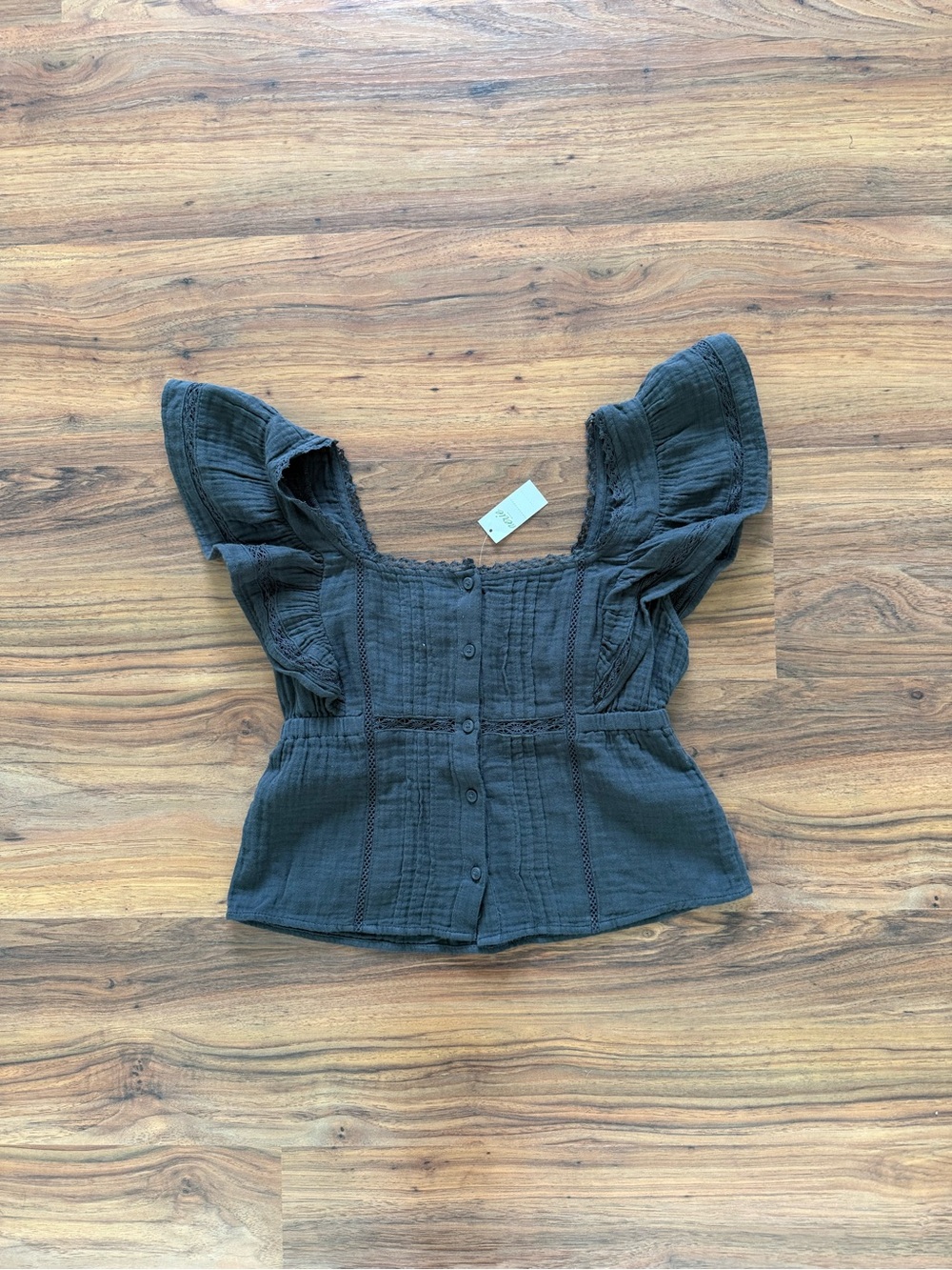 NWT aerie Black Flutter Sleeve Top